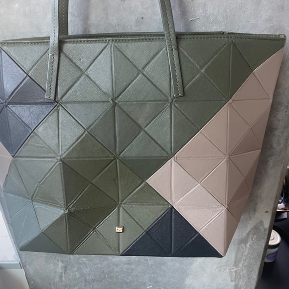 brand-new Purificacion Garcia green bag unisex - Picture 9 of 13